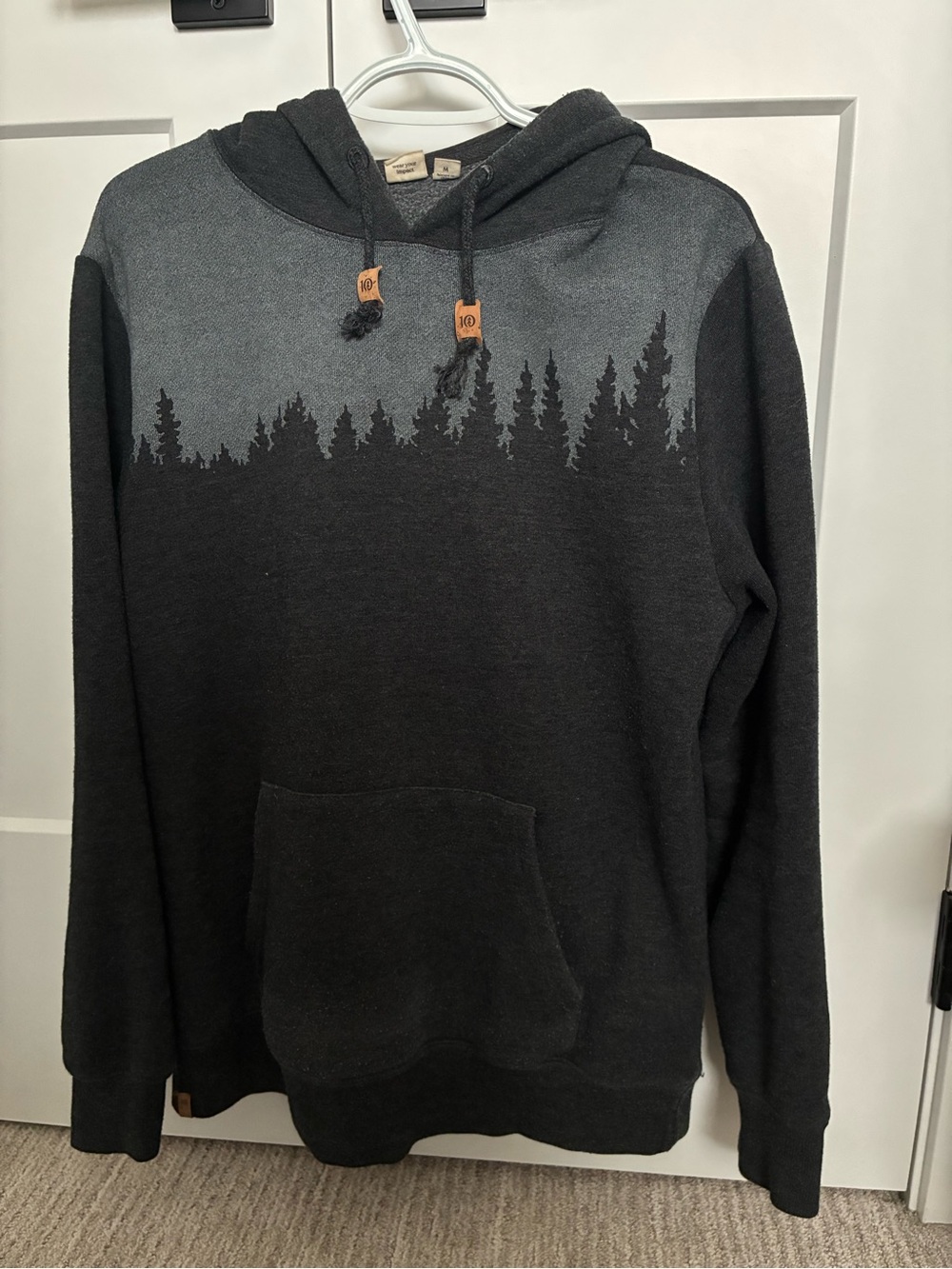 Tentree Men's Medium Hooded Sweatshirt - Dark Charcoal Grey